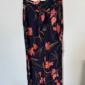 Navy Floral Tie-Waist Flowy Pants - Red & Green Print